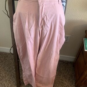 Pink High-Waisted Capris with Elastic Waistband